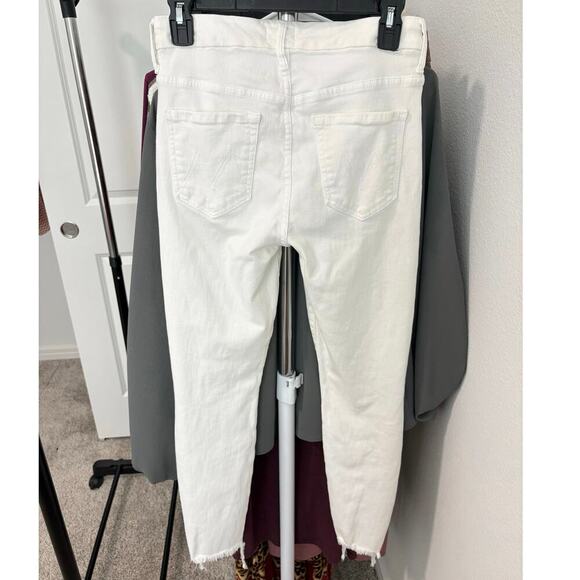 MOTHER High Waisted Looker Ankle Fray Jean in Fairest of Them All White - Picture 6 of 7
